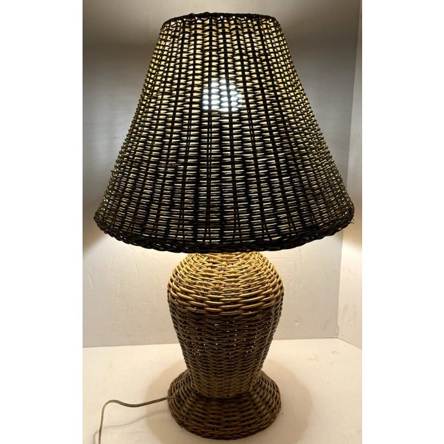 Mid-Century Modern Vintage Mid-Century Modern Wicker Table Lamp For Sale - Image 3 of 7