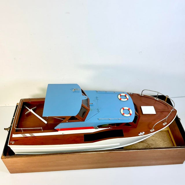 1950s Vintage Nautical Coastal Arts & Crafts Hand Made Boat Model With Case, Propeller Powered For Sale - Image 14 of 18