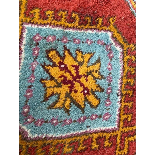 Small Mid-Century Turkish Ushak Rug For Sale - Image 11 of 14