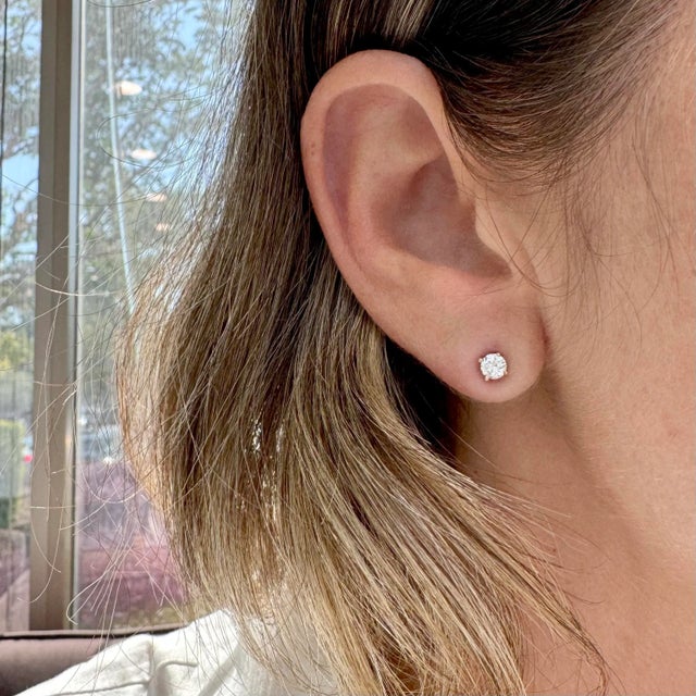 Metal 14k Yellow Gold 4 Prong Screw Backs Diamond Stud Earrings For Sale - Image 7 of 8