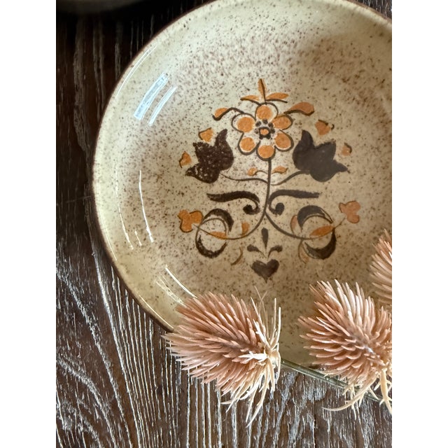 Ceramic 1970s Red Wing Turtle Dove 6 1/8 Inch Bowls Brown Mustard Yellow Vintage Stoneware - Set of 3 For Sale - Image 7 of 7