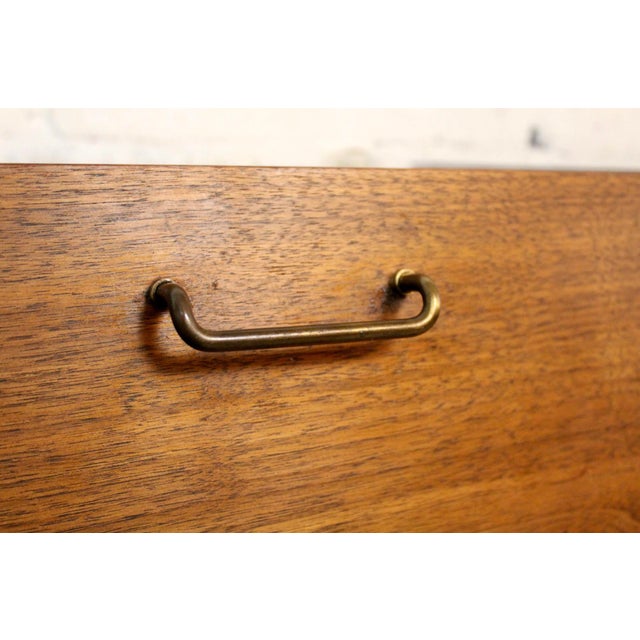 Brown Mid 20th Century Pair of 'Dania' Night Stands by Merton Gershun for American of Martinsville For Sale - Image 8 of 16