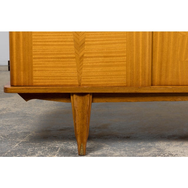Brown 1940s French Art Deco Sycamore Maple Sideboard For Sale - Image 8 of 17