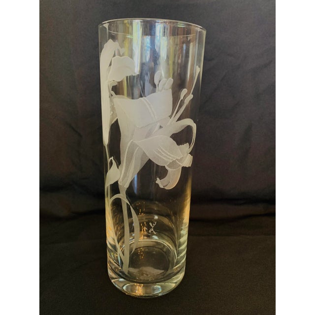 Contemporary Mid 20th Century Perry Coyle Tall Etched Glass Lily Vase For Sale - Image 3 of 13