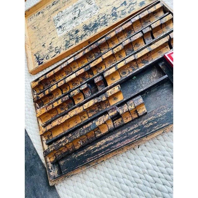 1920s Antique Stamp Set For Sale - Image 5 of 16