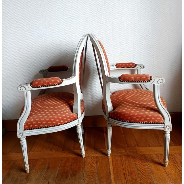 Louis XVI Medallion Cabriolet Armchairs, 1890s, Set of 2 For Sale - Image 14 of 16