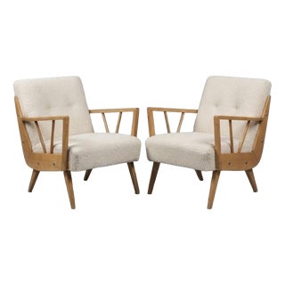 Mid-Century Modern Hungarian Lounge Chairs in Off-White Bouclé by Bodnár János for Bubiv, 1970s, Set of 2 For Sale