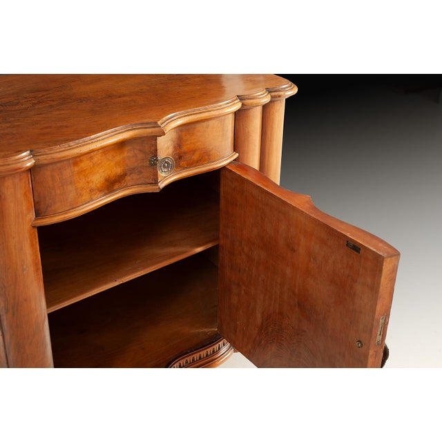 Italian 1960s (One of a Kind) Original Restored Italian Antique Serpentine Buffet For Sale - Image 3 of 3