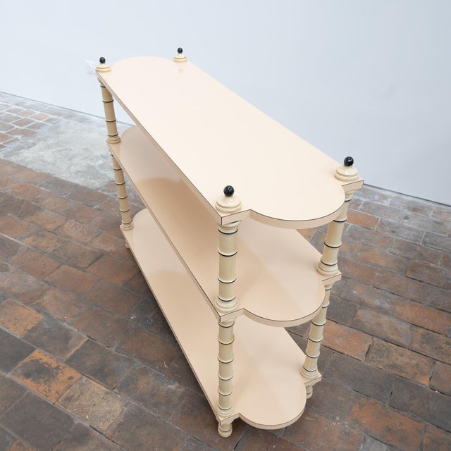 Beige Vintage Display Console, 1970s For Sale - Image 8 of 10