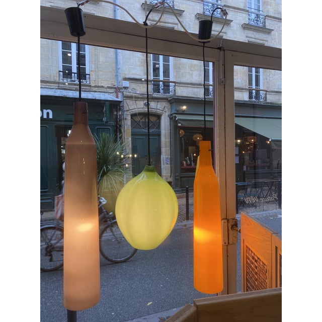 1960s Murano Glass Suspension Lamps by Alessandro Pianon for Vistosi, 1960, Italy, Set of 3 For Sale - Image 5 of 10