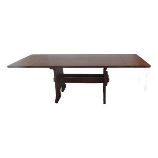 Late 20th Century Stickley Key Hole Trestle Dinning Table For Sale