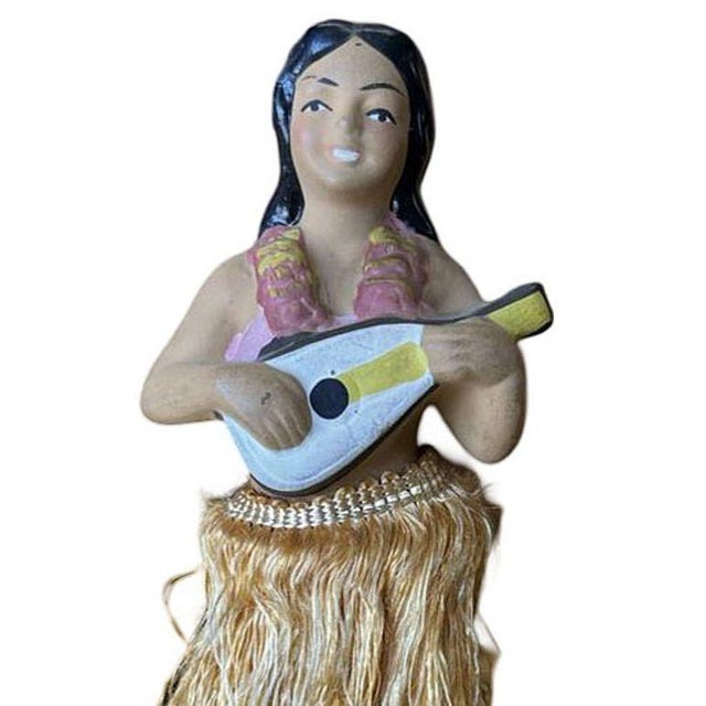 Mid 20th Century Ceramic "Aloha" Hawaiian Dancing Hula Girl W/ Ukulele Figurine For Sale In Los Angeles - Image 6 of 7