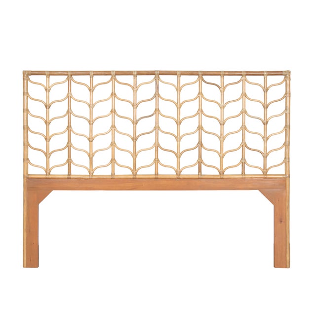 Coastal Ivy Platform Bed King, Natural For Sale - Image 3 of 5