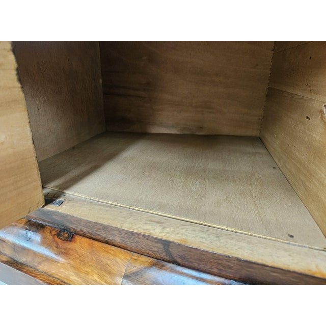 Tuscan Art Deco Dressing Table in Walnut Burl, 1940 For Sale - Image 10 of 17