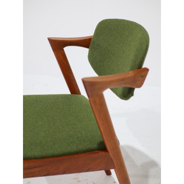 Model 42 Dining Chairs in Teak and Green Fabric by Kai Kristiansen for Schou Andersen, Denmark, 1960s, Set of 6 For Sale - Image 9 of 15
