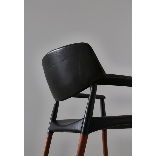 Black Set of Danish Modern Armchairs in Teakwood & Leather attributed to Larsen & Bender Madsen, 1950s For Sale - Image 8 of 18