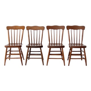 Antique Plank Seat Farmhouse Windsor Dining Chairs Set of 4 For Sale