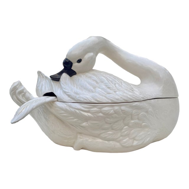1970s Trompe-l'Oeil Ceramic White Swan Tureen With Feather Ladle For Sale