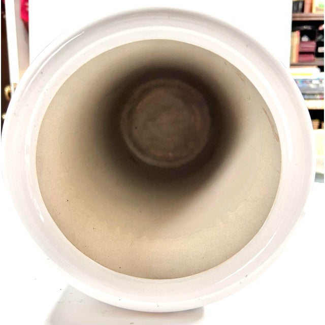 Vintage Butterfly & Botanical Ceramic Umbrella Stand Floor Vase With Gold Rim, Late 20th Century For Sale In Louisville - Image 6 of 8