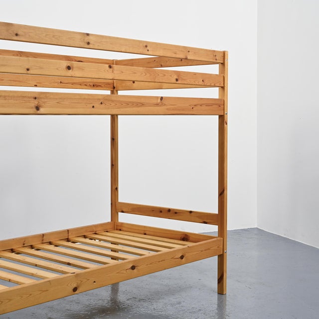 Pine Bunk Beds, Les Adrets Residence, Les Arcs, 1970 For Sale - Image 12 of 15