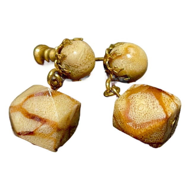 1950s Pair of Miriam Haskell Signed Simulated Faux Fossil Coral Art Glass Earrings For Sale