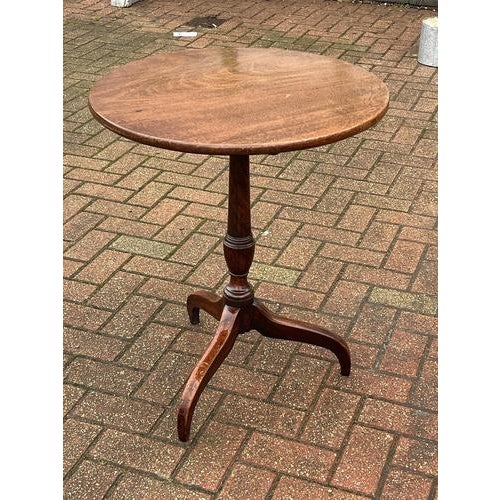 Georgian Mahogany Tilt-Top Wine Table For Sale - Image 3 of 11