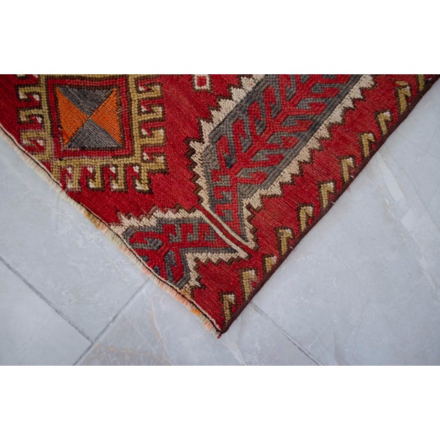 1960s Vintage Sumac Weave Turkish Kilim Rug For Sale - Image 6 of 7