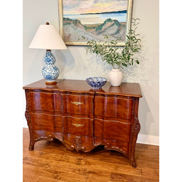 1980s Widdicomb French Louis XV Style Mahogany Serpentine Chest of Drawers, Hand-Carved For Sale - Image 14 of 17