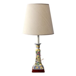 Vintage Chinoiserie Floral Ceramic Table Lamp For Sale