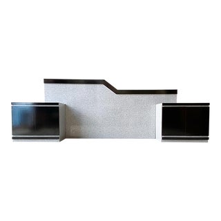 Postmodern Black and Faux Terrazzo Laminate Sculpted Queen Headboard With Nightstands - 3 Pieces For Sale