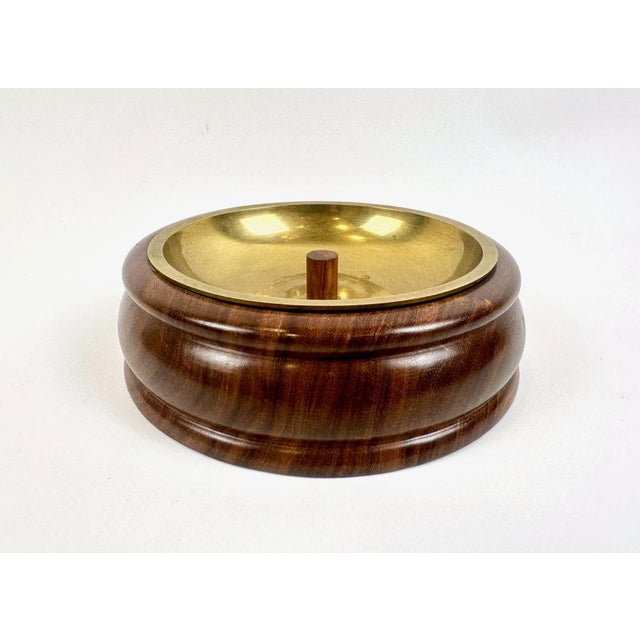 Mid-Century Modern Mid-Century Round Walnut and Brass Pipe Ashtray from Duk It McDonald Buffalo, USA, 1950s For Sale - Image 3 of 11