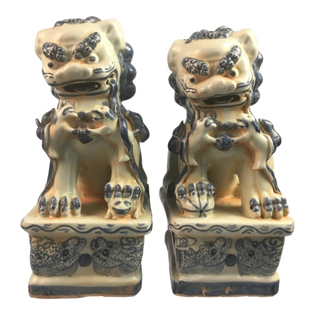 Asian Antique Blue and White Foo Dogs - a Pair For Sale