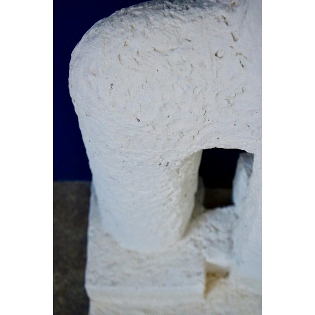 Cream Italian Artist, Large Anthropomorphic Sculpture, 1970s, Plaster For Sale - Image 8 of 18