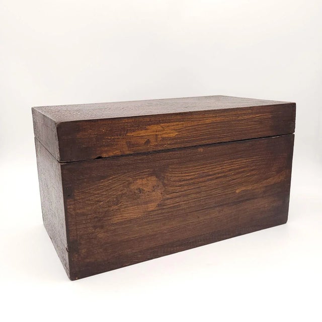 19th Century Chinese Lacquered Box With Gilt Decoration For Sale - Image 4 of 8