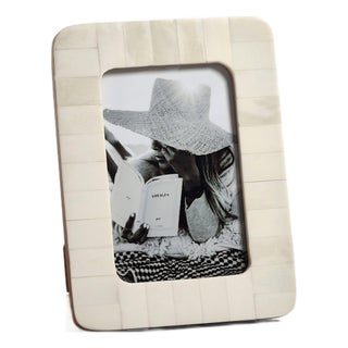 Cote d'Ivoire Bone Inlay Photo Frame with Rounded Corners, 4" x 6" For Sale