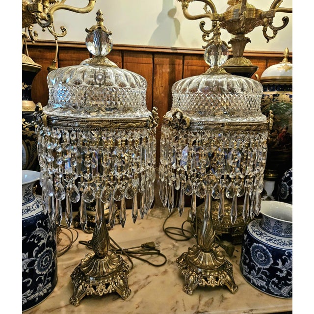 Traditional Vintage Crystal Table Lamp With Silver Leaf – Ornate Crystal Prism Accent Light For Sale - Image 3 of 3