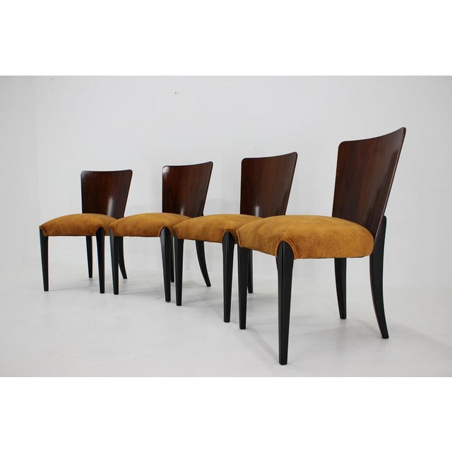 - Newly upholstered - Carefully refurbished and finish by shellac. This piece is attributed to the mentioned...