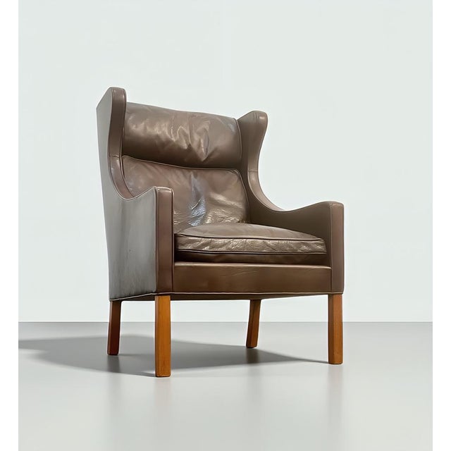 Fredericia Model 2204 Wing Chair in Patinated Leather by Borge Mogensen, 1960s For Sale - Image 16 of 17