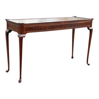 Elegant Wellington Hall George II Console Entryway Table or Desk For Sale