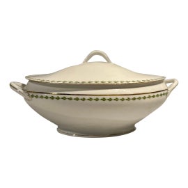 Example of Soup Tureens in Detroit
