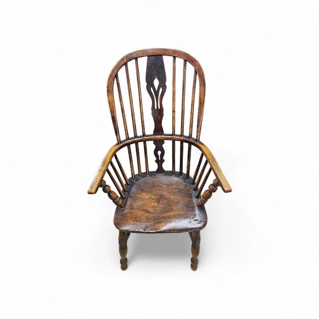 Antique Windsor High Spindle Back Armchairs in Elm Wood, 1800s, Set of 4 For Sale - Image 5 of 16