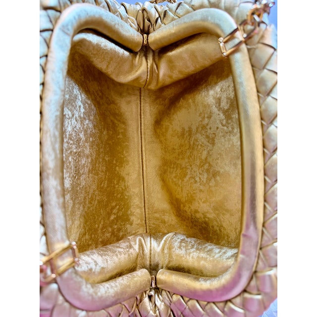 2025 Bottega Veneta Lauren 1980 Gold Leather Clutch Shoulder Bag Pouch Handbag For Sale - Image 17 of 17