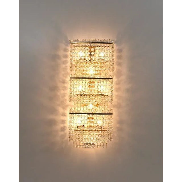 1970s Large Square Gold-Plated Crystal and Brass Sconce by Lobmeyr, Austria, 1970s For Sale - Image 5 of 11