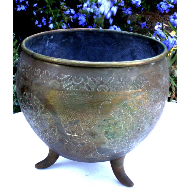 8" Vintage Hand-Chased Brass Cachepot Jardinere – Peony & Chrysanthemum Engravings For Sale In San Diego - Image 6 of 15