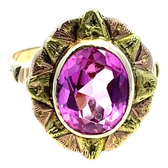 Vintage 10k Yellow Gold Oval Pink Gem Ring, Size 5 For Sale