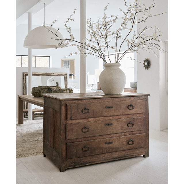 Large scale antique walnut chest of drawers, featuring three drawers with its charming original hardware and keyholes....