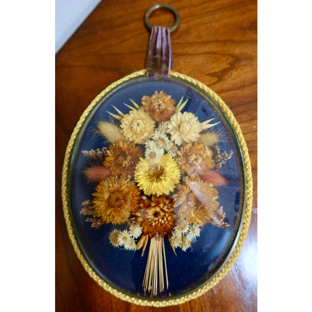 Antique French Dried Flower Convex Glass Display — Provençal Immortelles, Late 19th / Early 20th Century For Sale In Austin - Image 6 of 7
