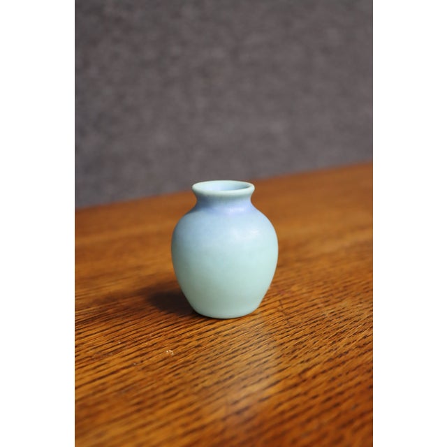 Traditional Antique Van Briggle Pottery Vase in Ming Blue Glaze, Early 20th Century For Sale - Image 3 of 8