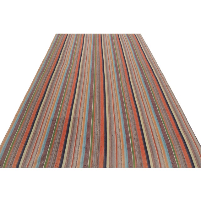 1960s Vintage Geometric Red Pink Multicolor Wool Kilim Rug For Sale - Image 5 of 7