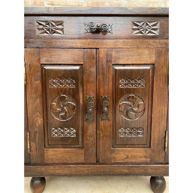 Mid-Century French Walnut Chest Table with Drawer and Double Door, 1950s For Sale - Image 6 of 11